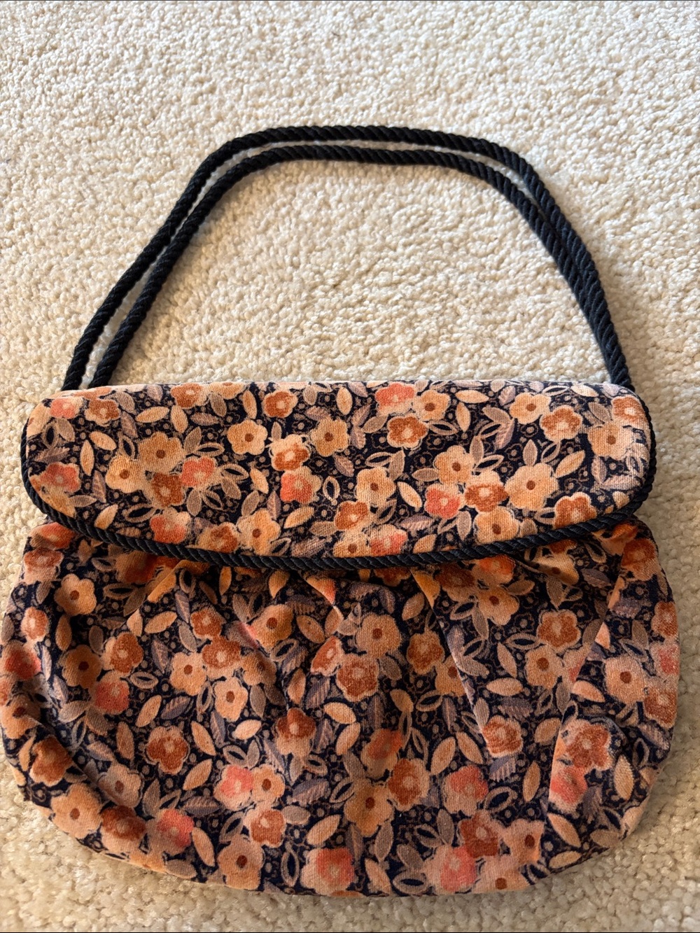 Victoria Needlework Vintage Style Women’s Brown/Tan Floral Handbag